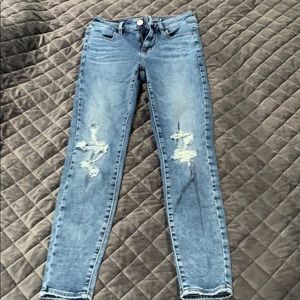 american eagle ripped jeans